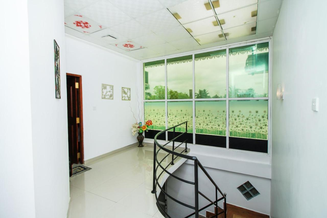 Jj Villa Bentota Aluthgama Exterior photo
